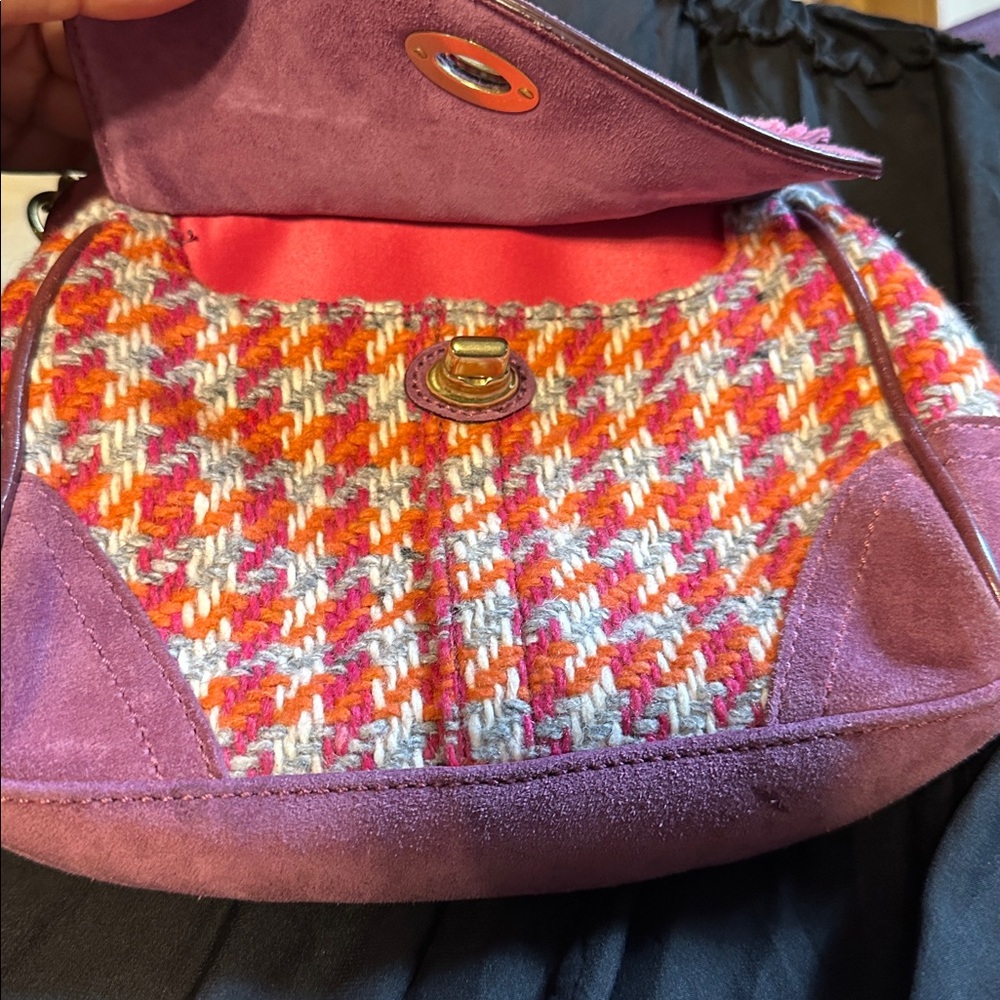 COACH Vintage Houndstooth Tweed & Suede mini Kisslock Bag - Picture 6 of 9